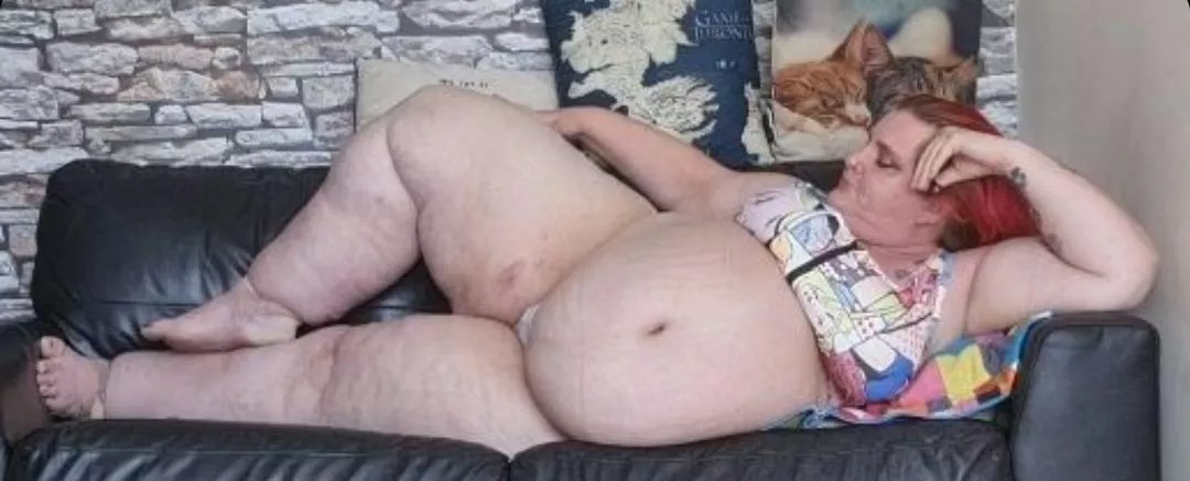 Hoppy Eater ..... just lying, minding my own business ! posted by abigailbarry