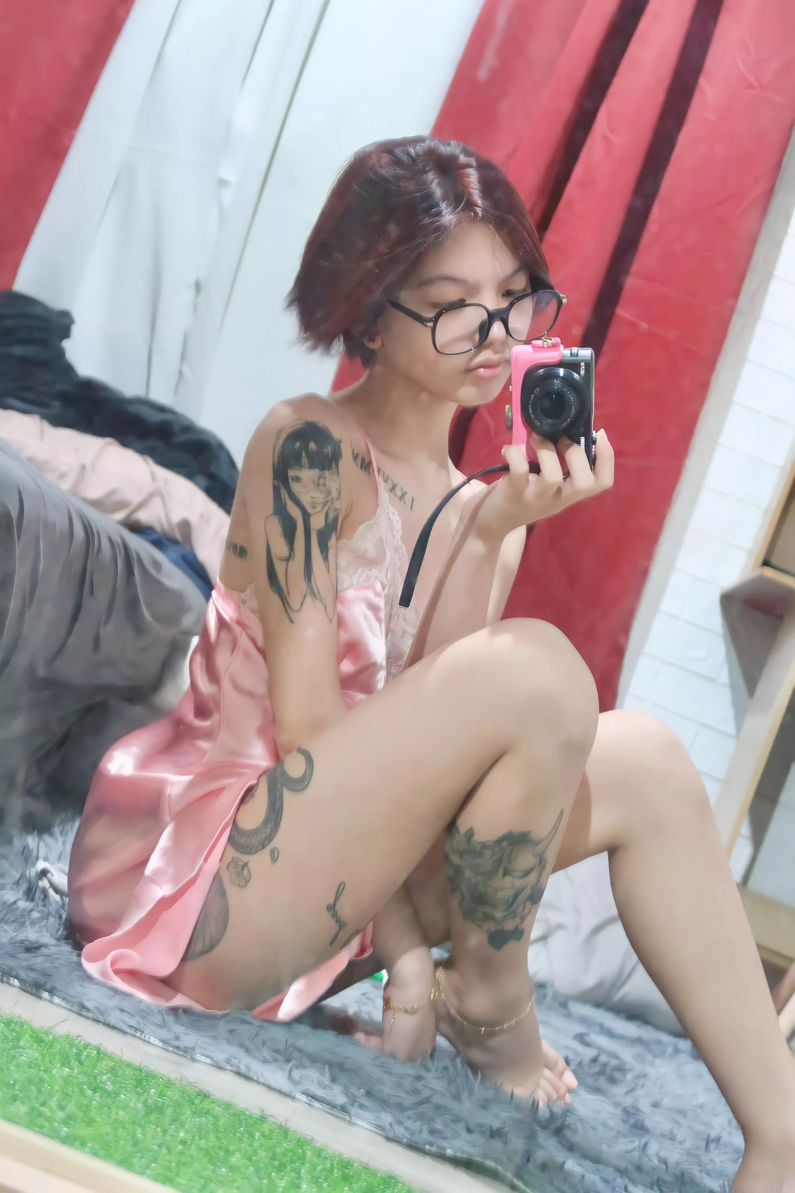 Horny evening! 💗 posted by bhelesguerra_