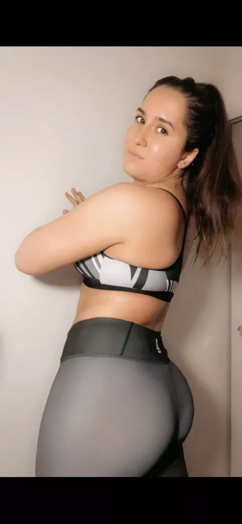 Hot and sweaty posted by littlelizard26