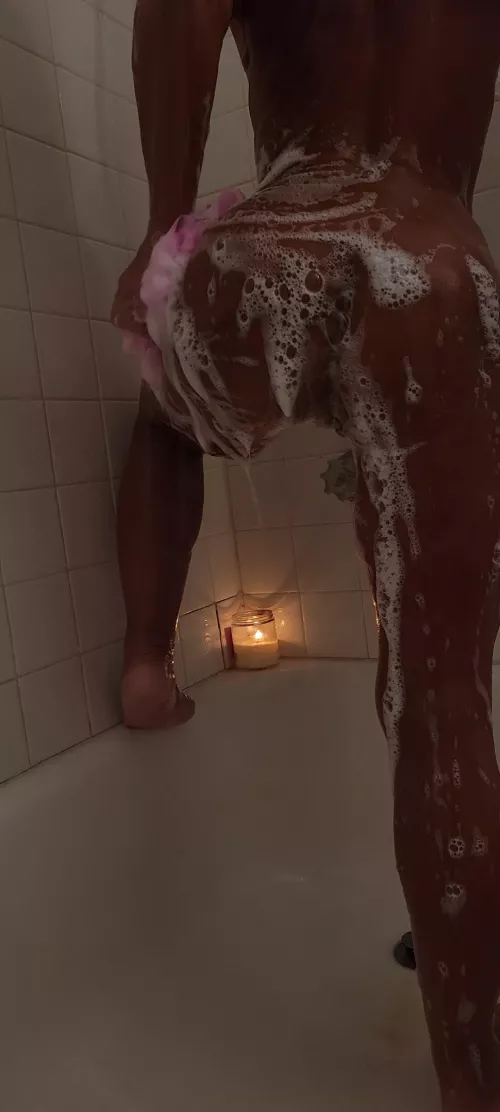 Hot and wet and creamy by samanthaxxx11