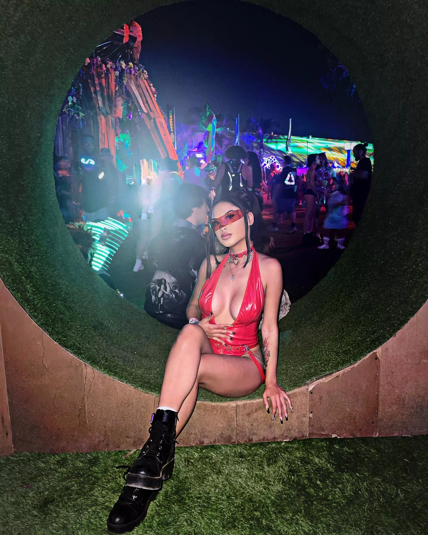 hot asian rave girl posted by siimple_code