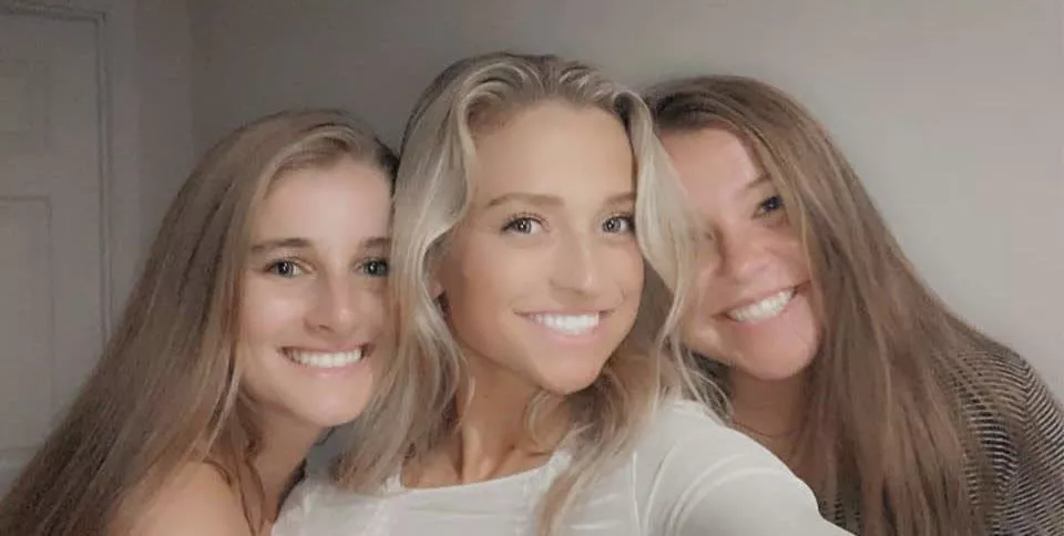 Hot blondes posted by Known-Progress6264