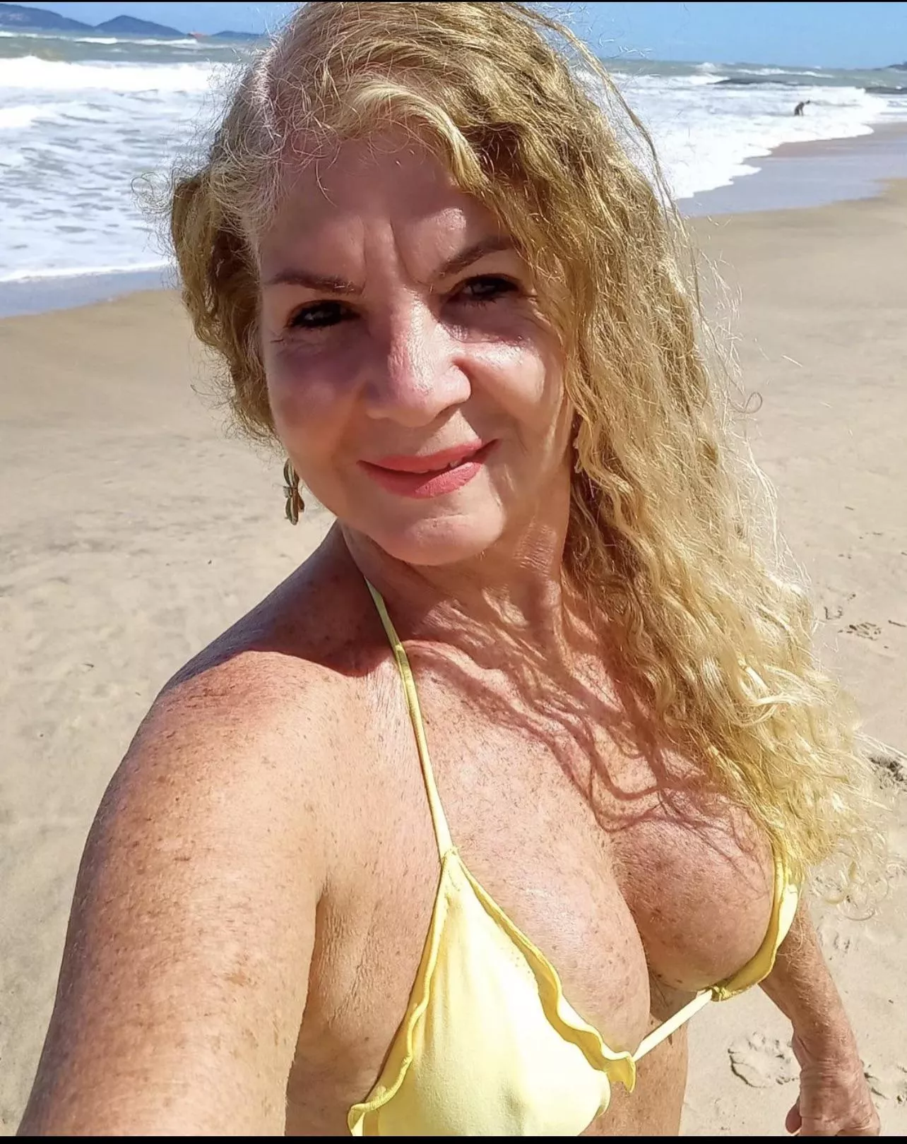 Hot damn!!! posted by imatitan85