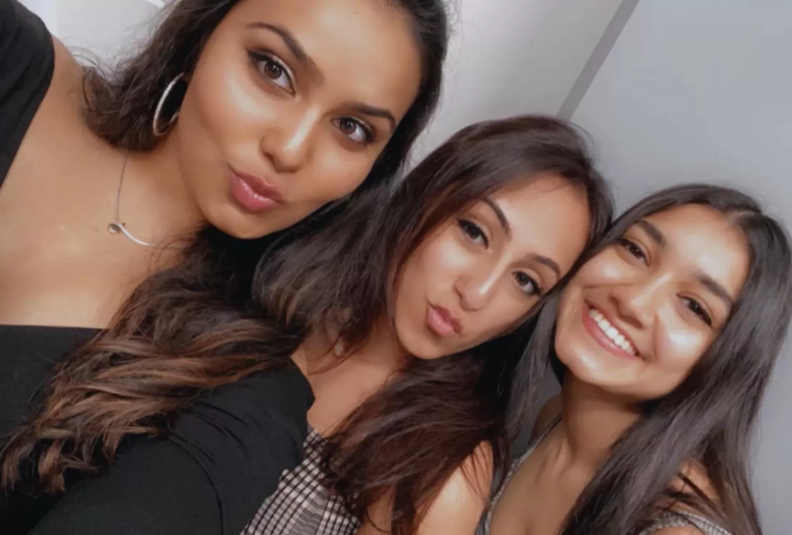 Hot faces posted by PinPuzzleheaded8754