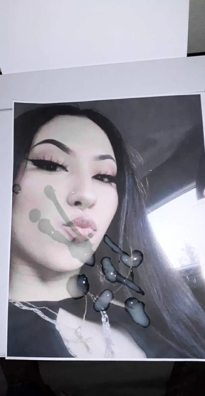 Hot Latina posted by Best-Requirement983