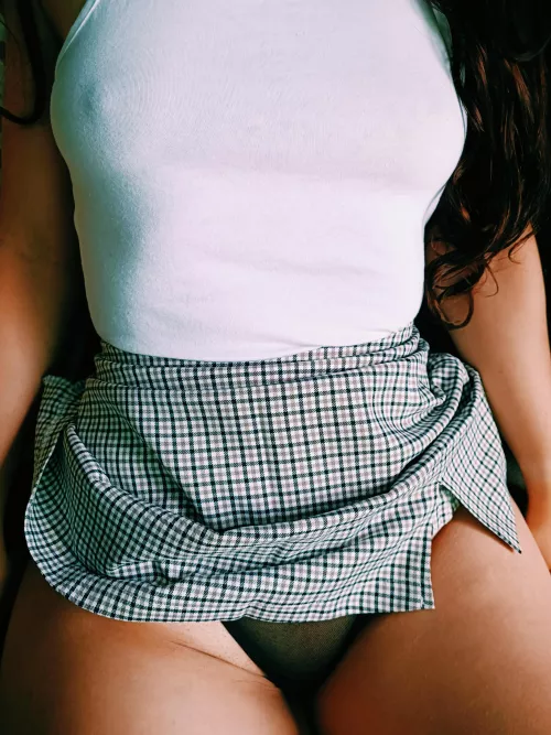 Hot latina wife... 🔥 by eateninsecret