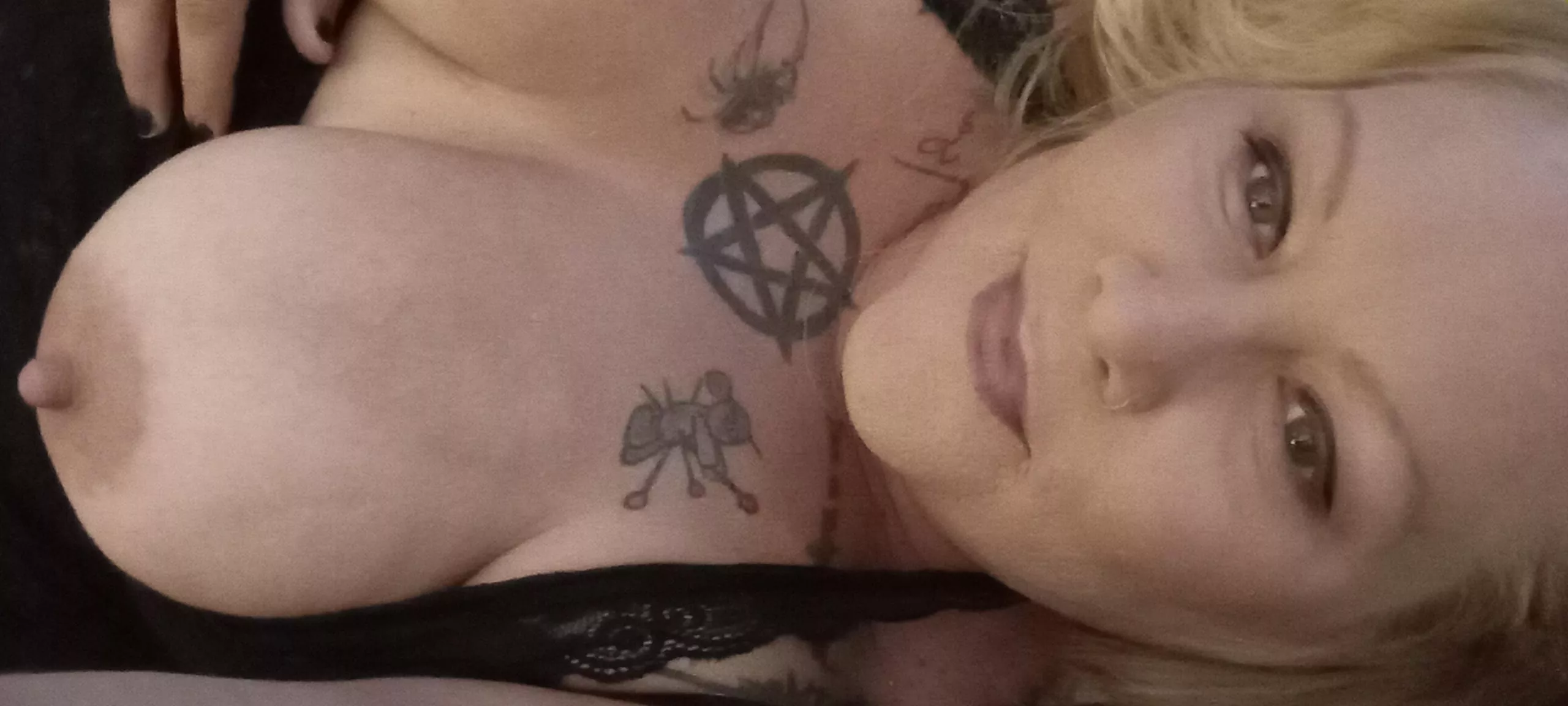 HOT MILF 🔥 WANT TO PLAY? posted by Thesolvenwitch