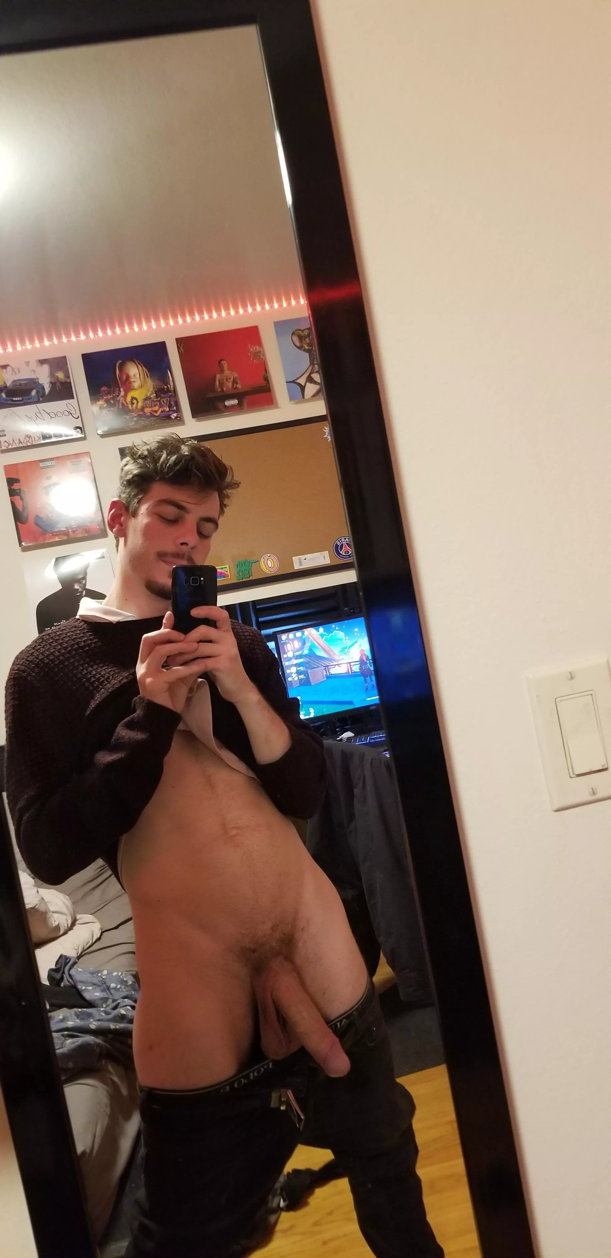 Hot out today🥵 posted by PTFOBAMF