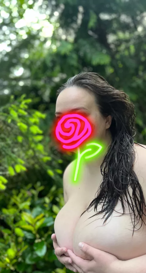 Hot tub (f)un by bgttswtpssy