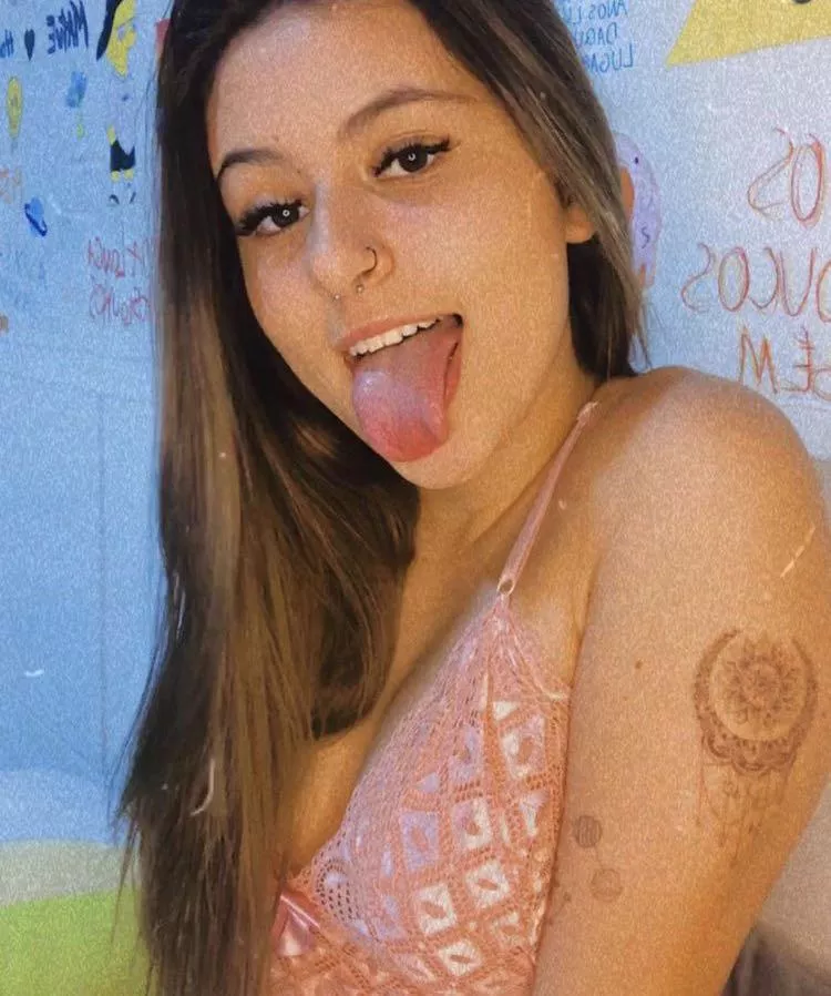 Hot worthless whore looking for strong master to own and command me🤤🔥 posted by AltruisticRoof78