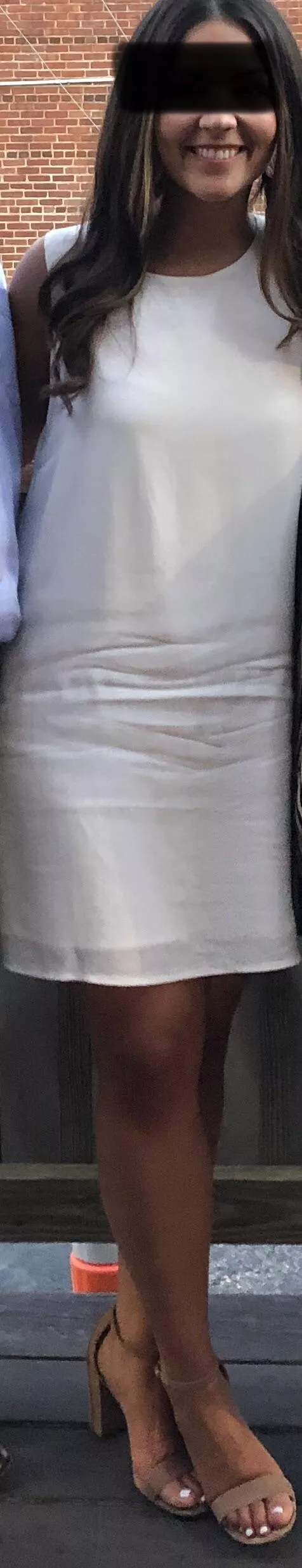 Hotwife looking for a hung man! DM to chat! posted by Horney_pair080