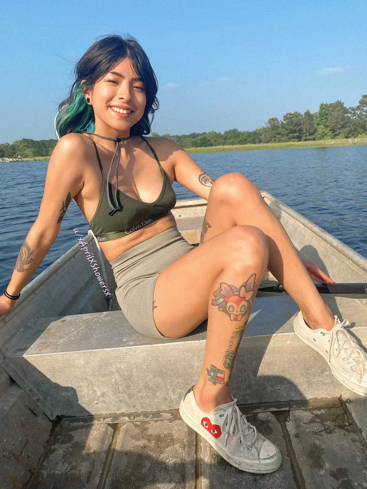 How about a date on the lake? posted by xAprilXShowersx