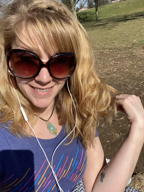 How about a milf at the playground -.- by NoraVines