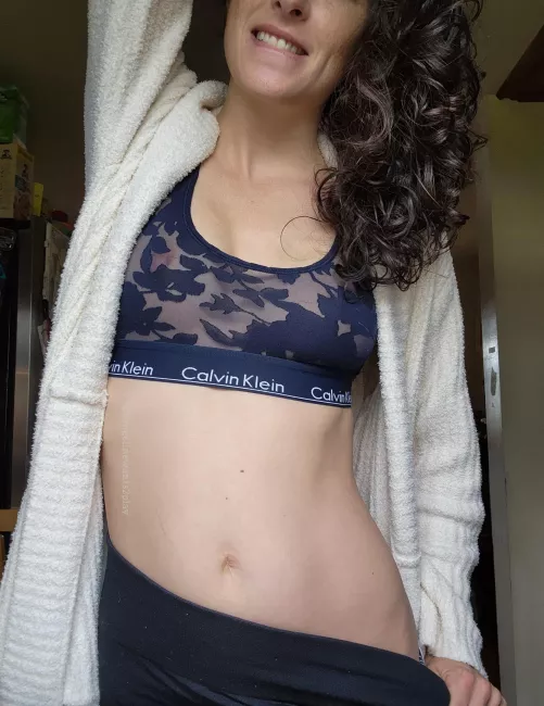 How about I show you the rest of my 35yo body (^_-) by EvangelineWants2Play