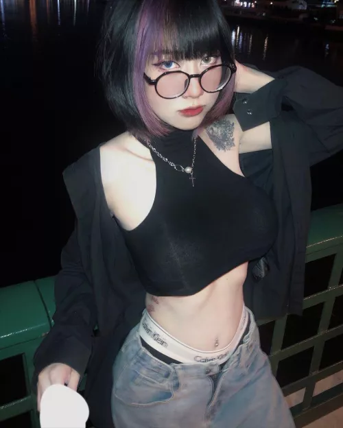 How about thicc girl? by booboo_senorita