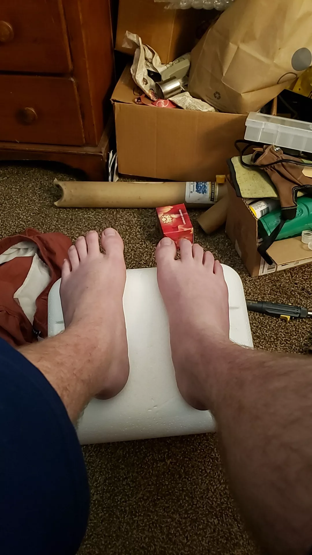 how are my feet posted by wankerid
