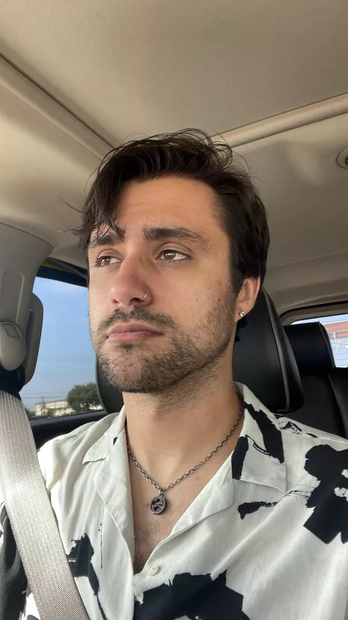 How are my fellow gay bros doing? 🤓 by ConnorLive_