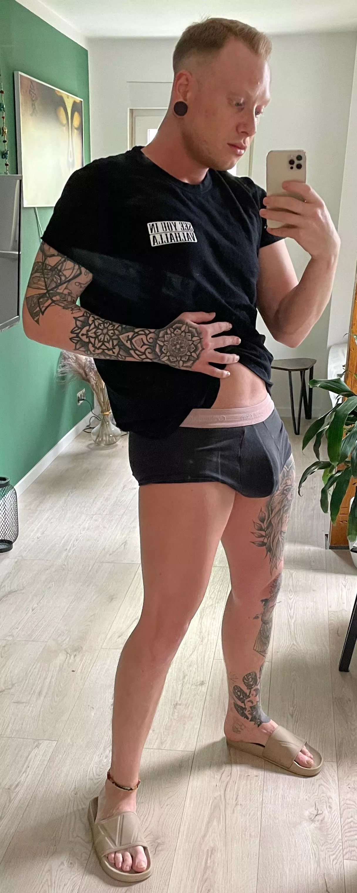 How are u guys ? posted by Coupleexclusive