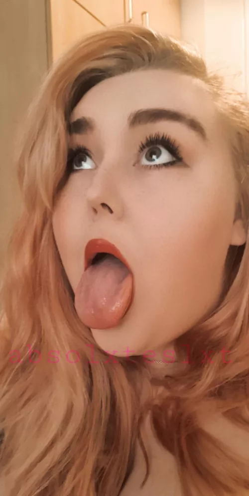 How are you using my mouth? [OC] by absolxteslxt