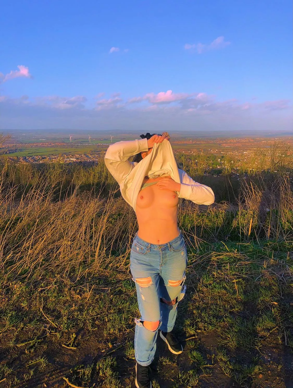 How badly do you want to suck on these titties? 🥵 posted by Tallulahmwah