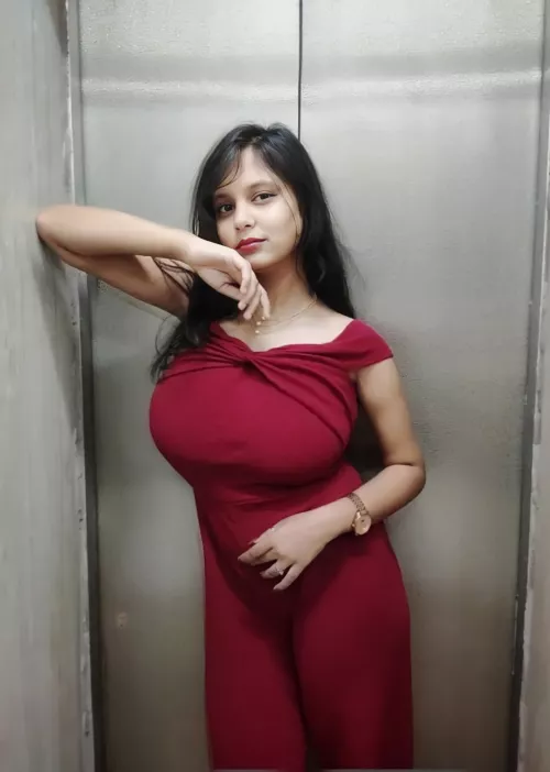 how can she able to hide those massive tits😂 by DistributionBoth8889