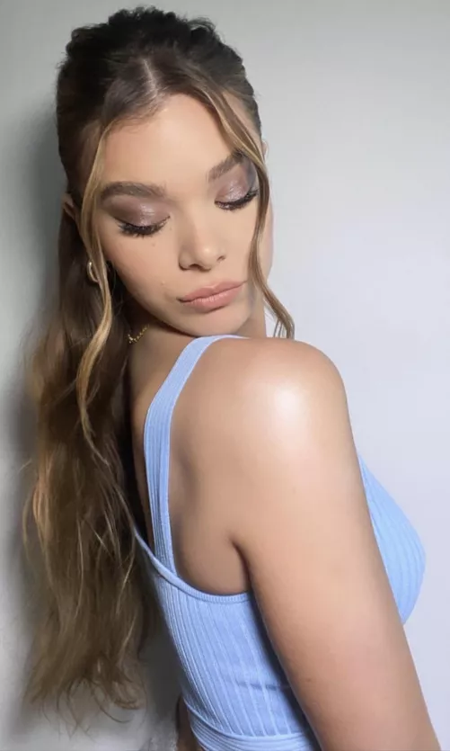 How could I not chat about Hailee Steinfeld? by ccm9494