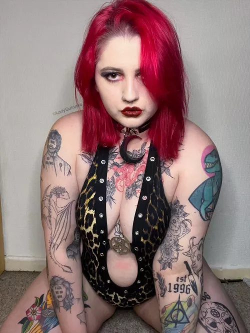 How cute is my moon choker ❤️‍🔥 by Ladyquinn-xo