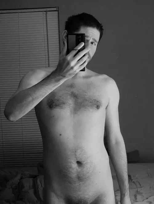 How do I look? 🤷🏼‍♂️🙈😏 by Lanky_Owl_307