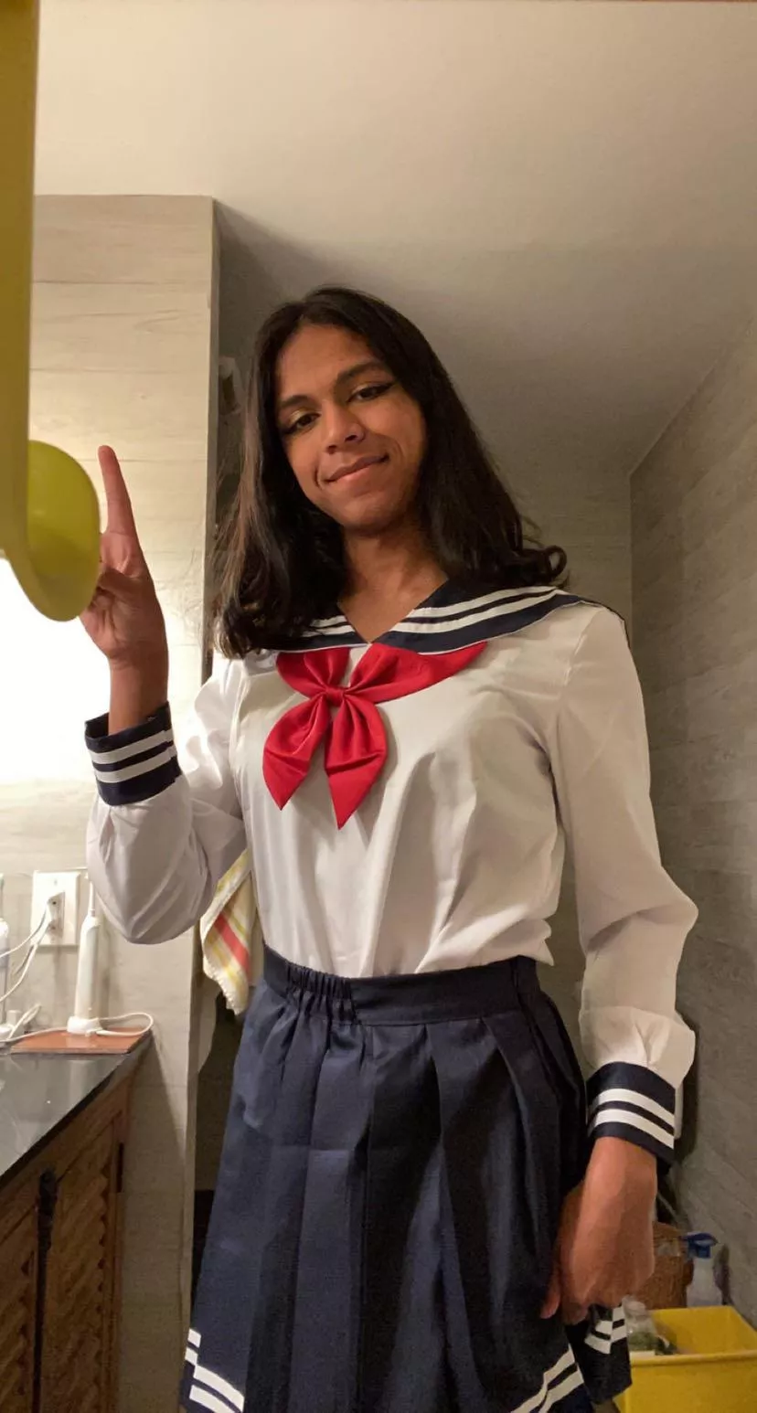 How do I look? posted by Antique_Specific_872