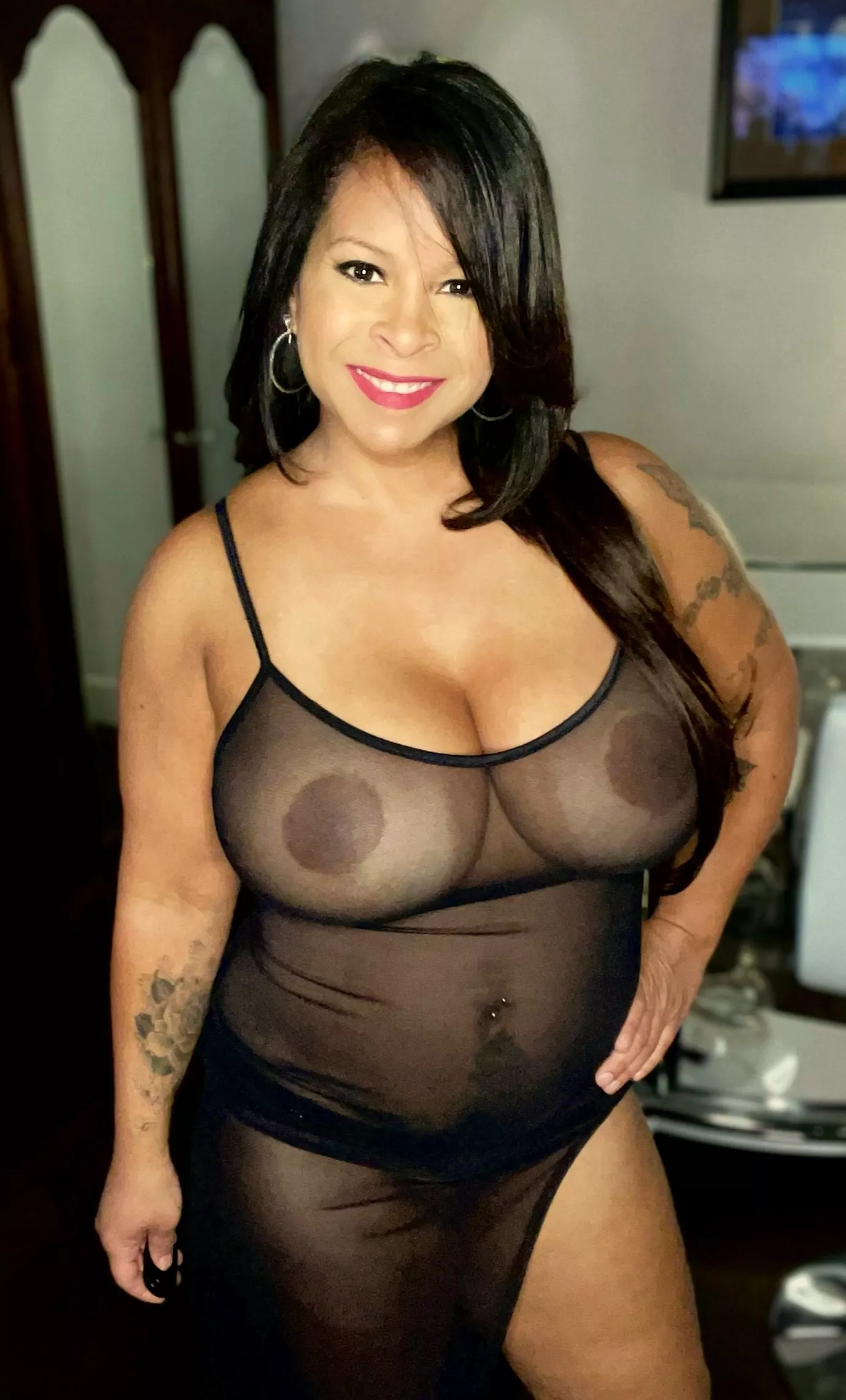 How do I look for a 50yo milf? posted by stella_sinclair