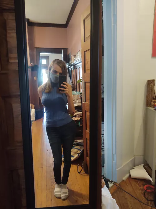 How do I look? (•\\-\\•) by ObligatoryThrow-Away