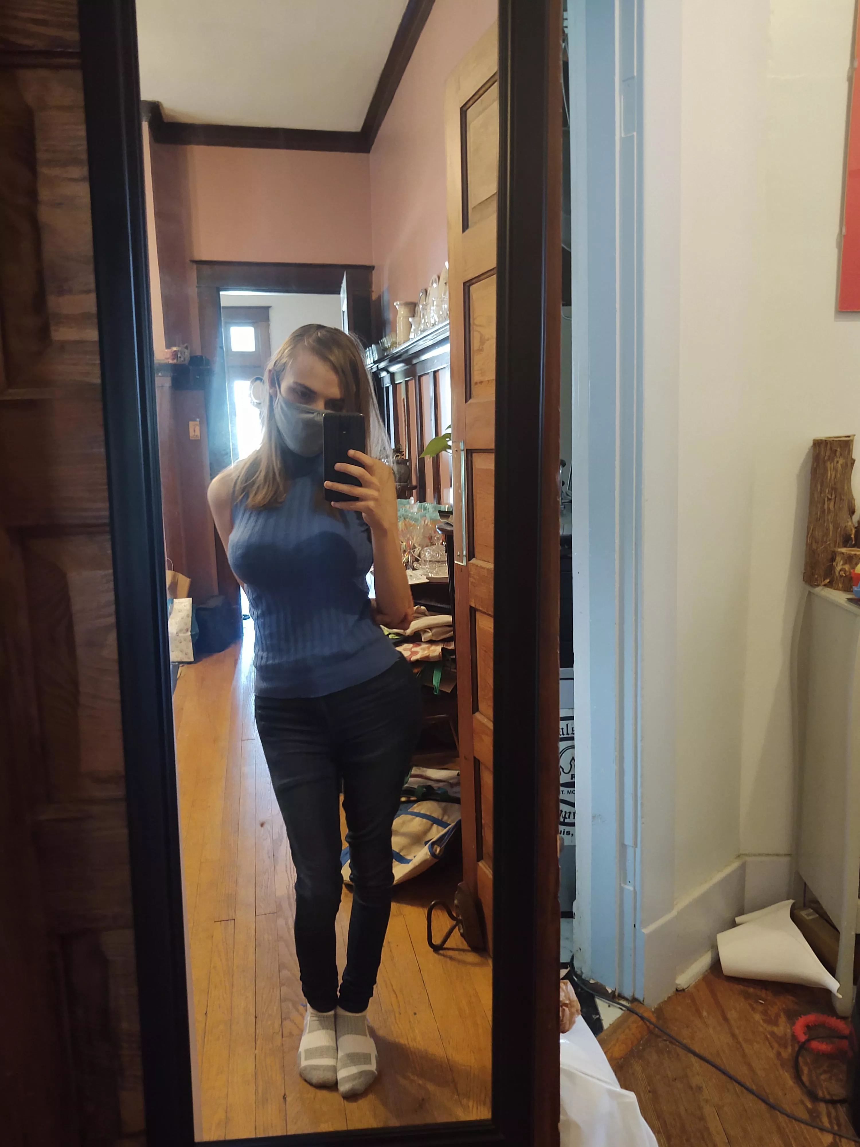 How do I look? (•\\-\\•) posted by ObligatoryThrow-Away