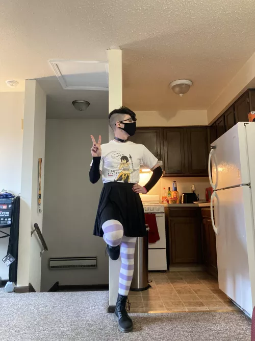 How do I look? by Ettu-