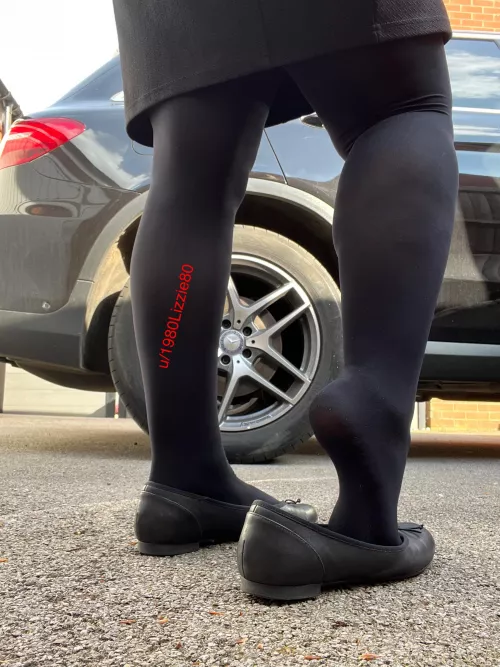 How do my legs look today? by 1980Lizzie80