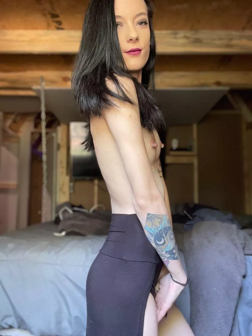 How do you like me new skirt posted by br0ken_beauty