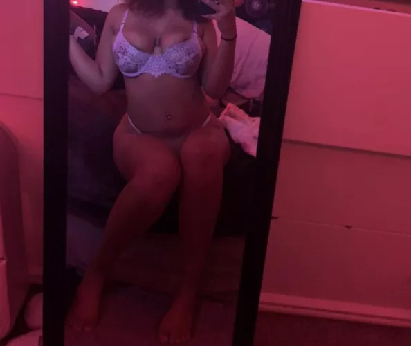 How do you like my purple set? [f] 🦄 by xfeetfetx