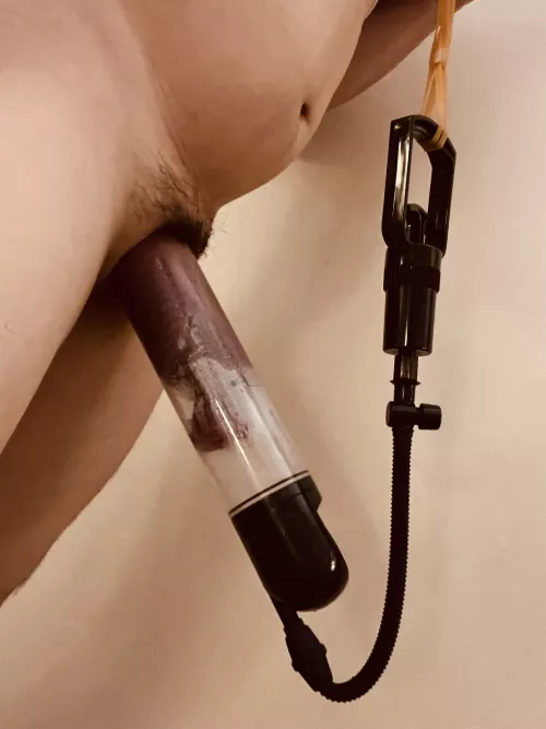 How do you move around when you’re pumping? Do share your methods. I use an extension and hang it around my neck. by AdventurousSection87