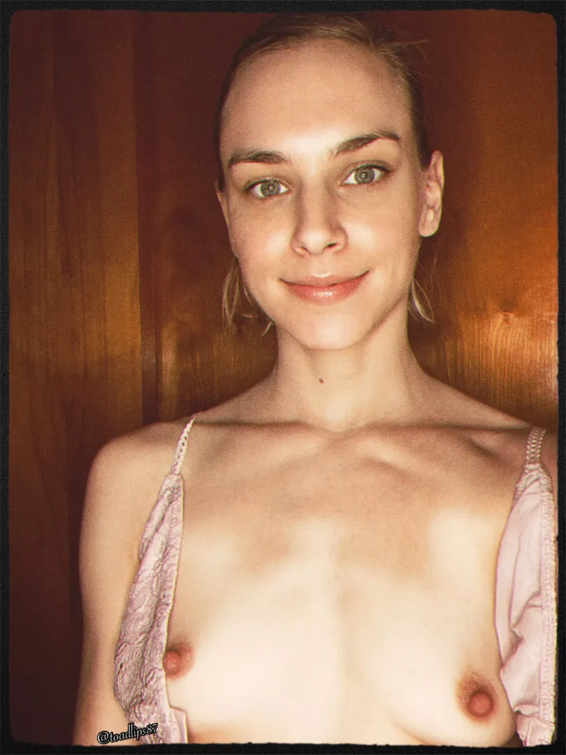 How does 34 and no makeup look on me? by toadlipz85