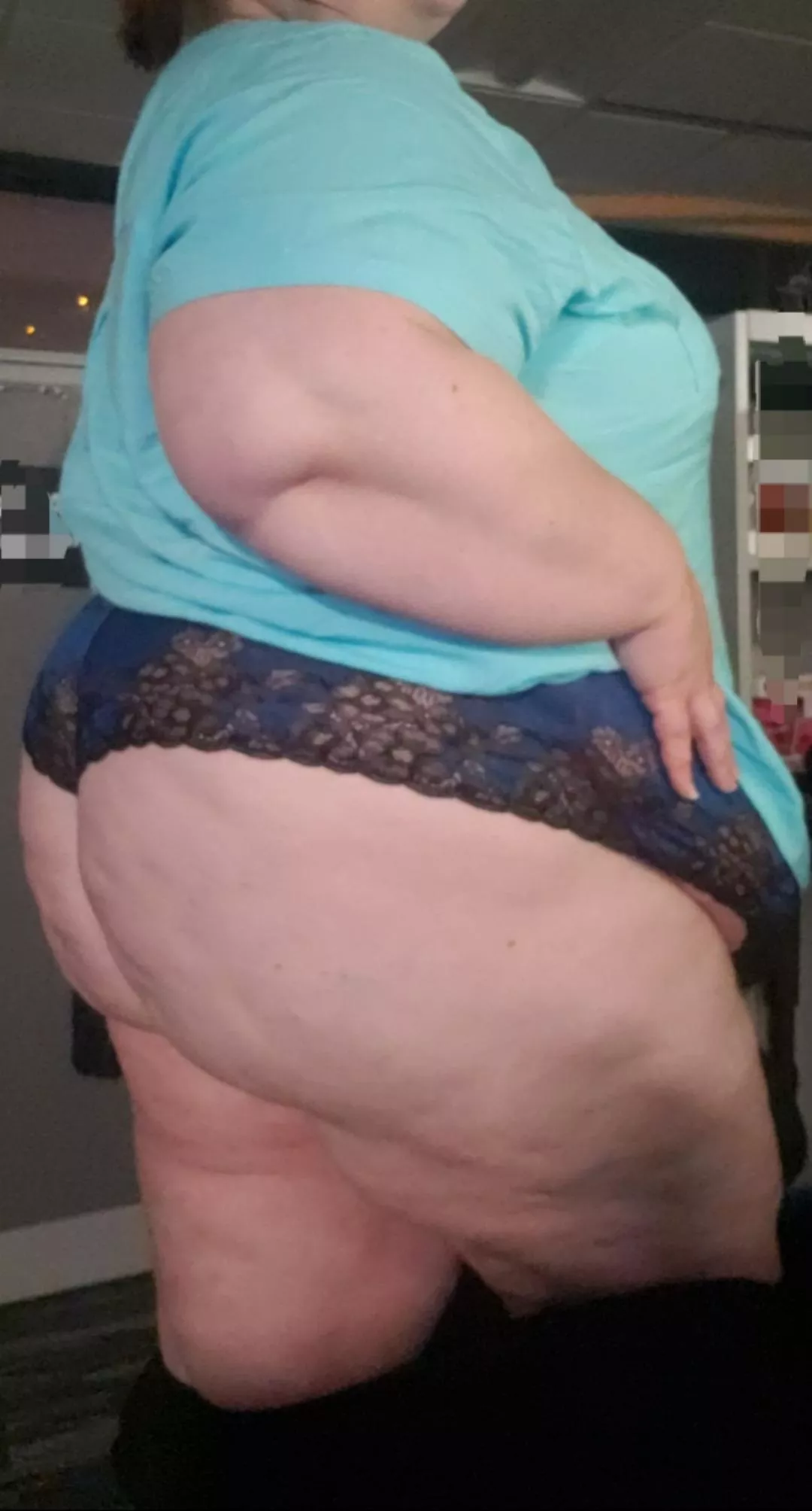 How does blue look on me? I think I like it 😍 posted by wondersuper99