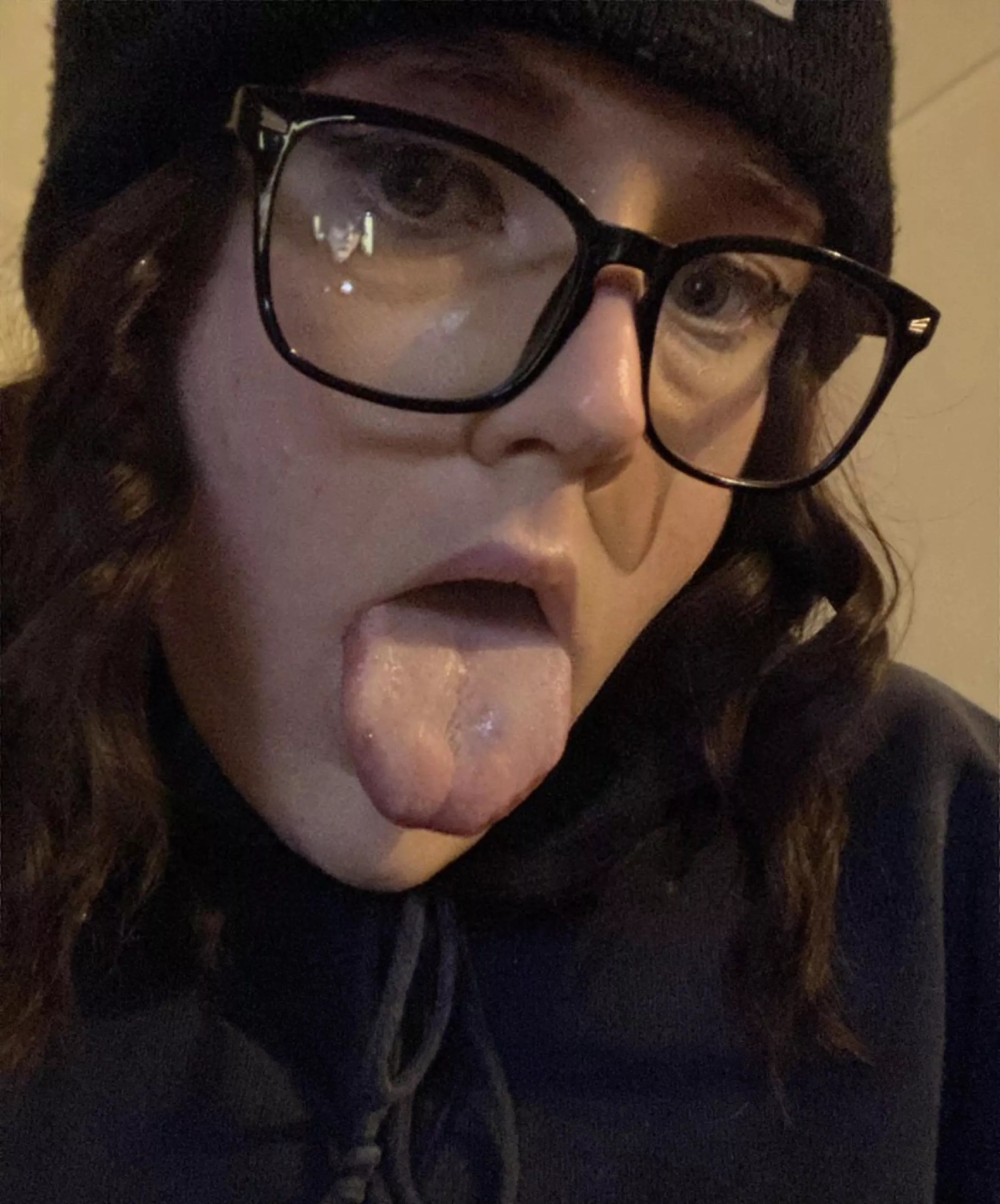 How does it look? posted by Smolllgal