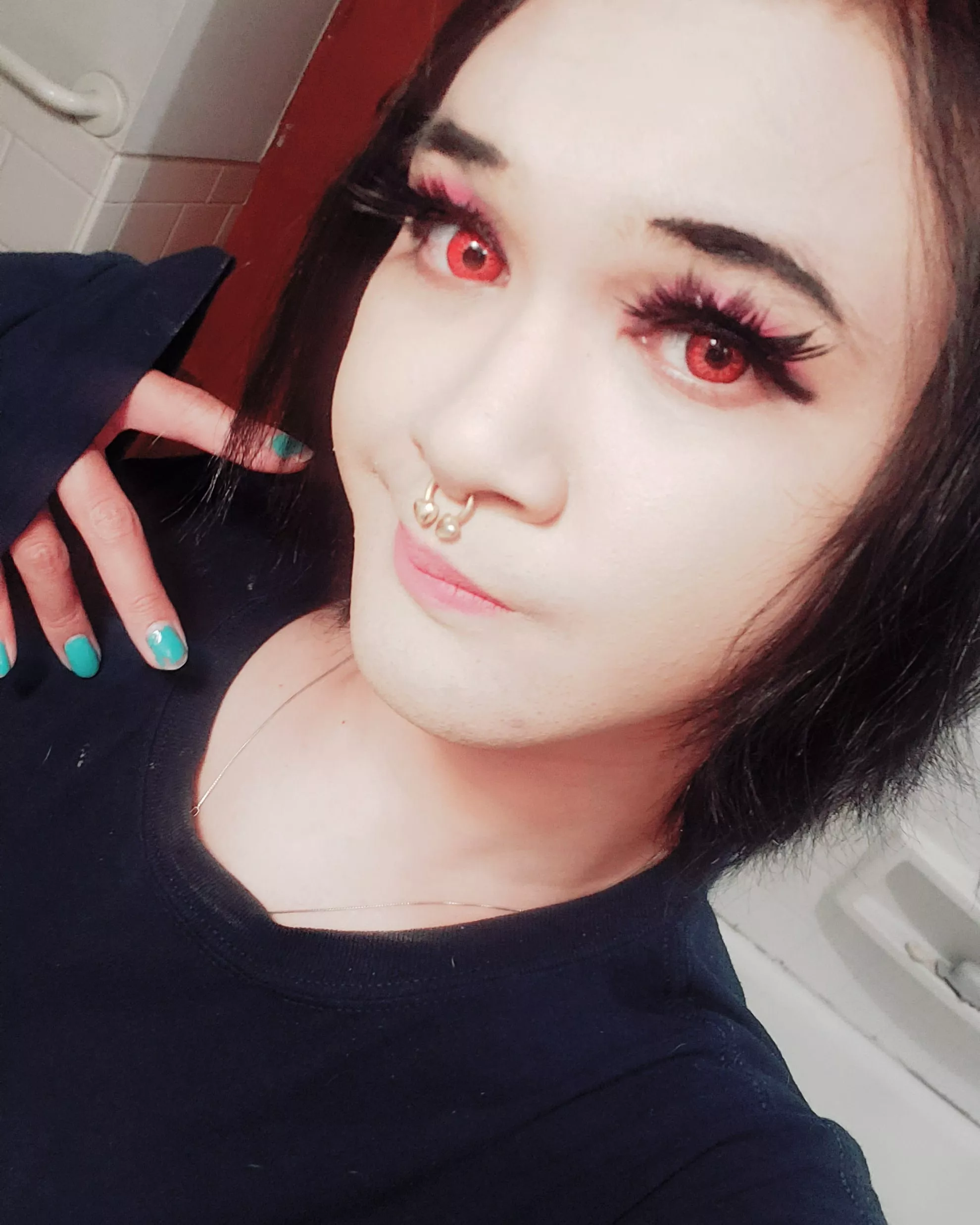 how is everyone doing on this fine friday? posted by Addiroll