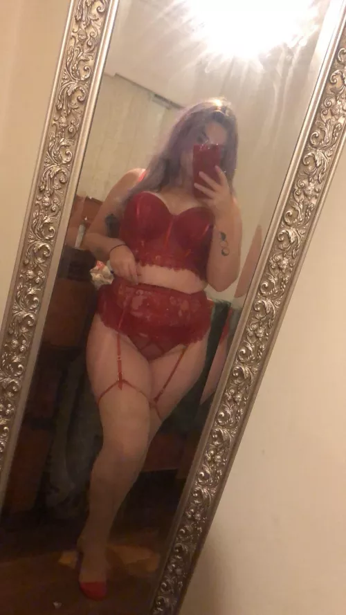 How is everyone today/tonight? 🖤 by Maple-Syrupppxo