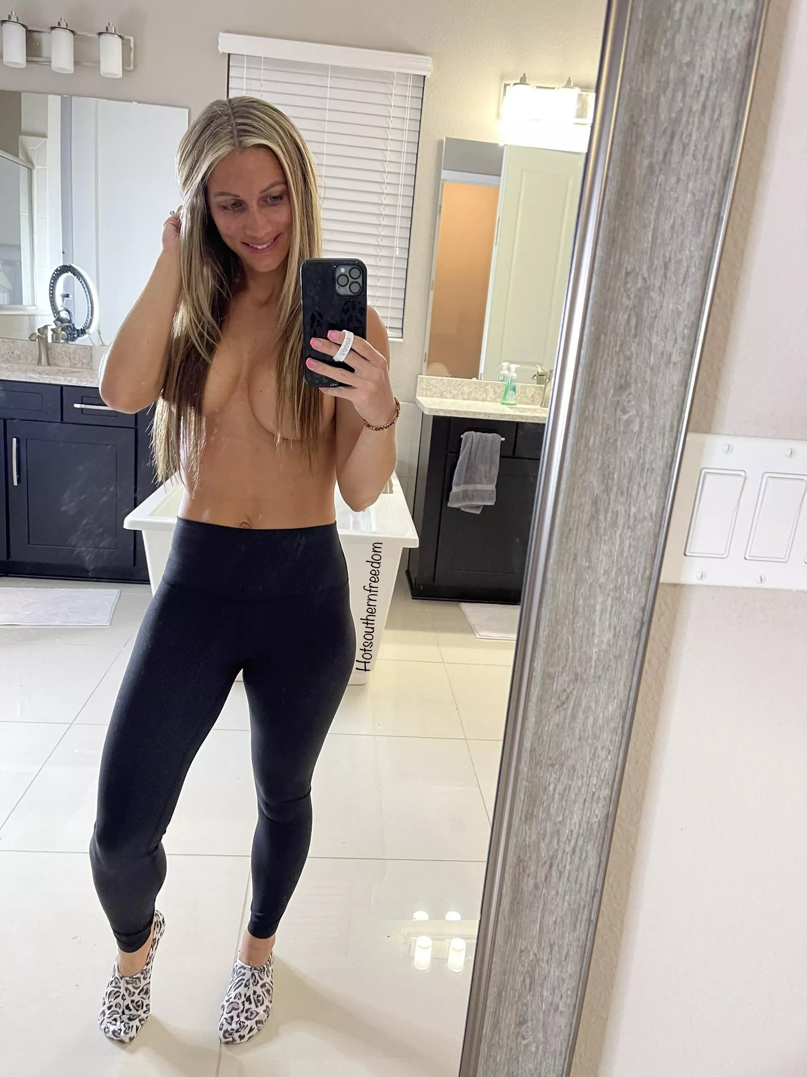 How is your night? posted by hotsouthernfreedom