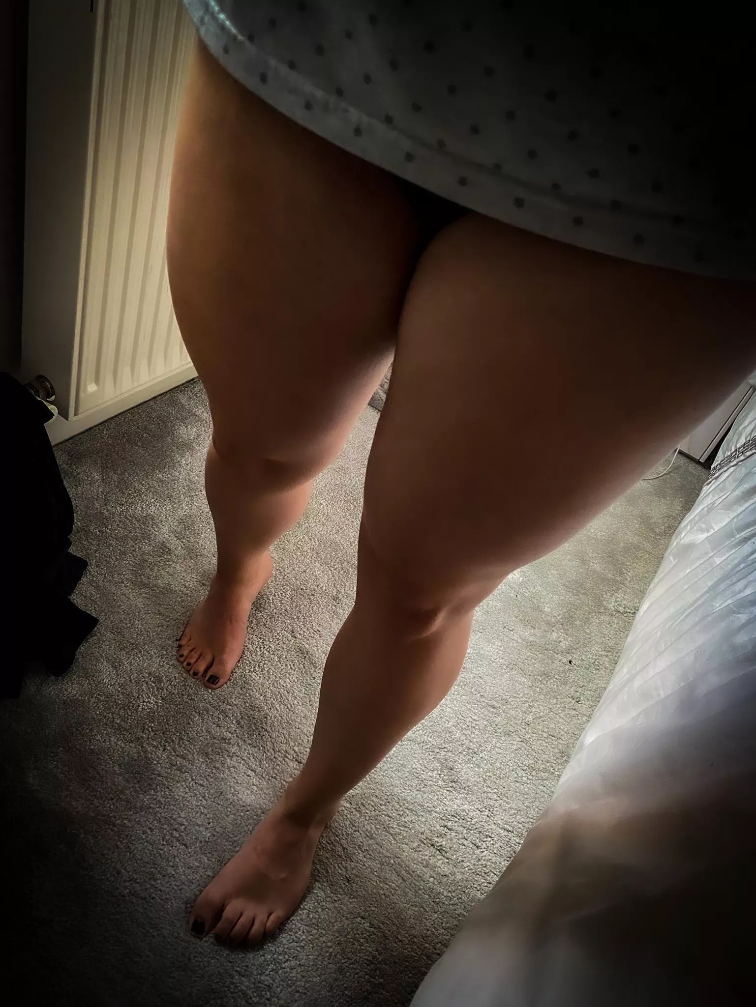 How would you like to wake up to these strong legs in the morning? posted by teenie_tootsiesxox