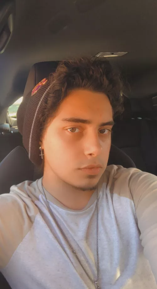 Howdy guys! by Anxious_Antt