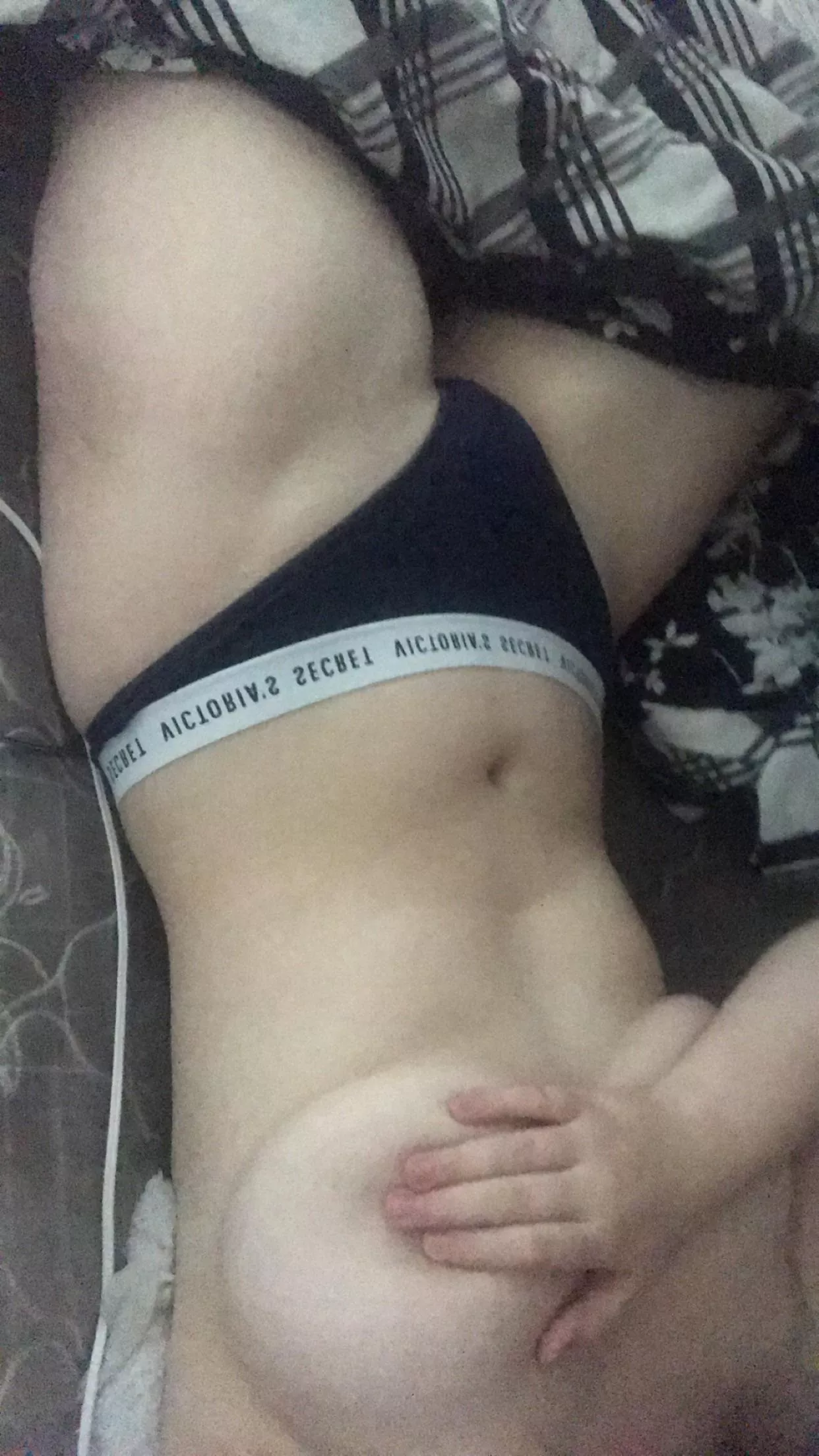 💕💕 how’s everyone’s day going? posted by Affectionate-Disk-72