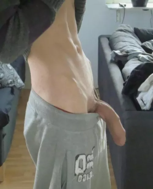 How's it hangin (18) by jhoni2003