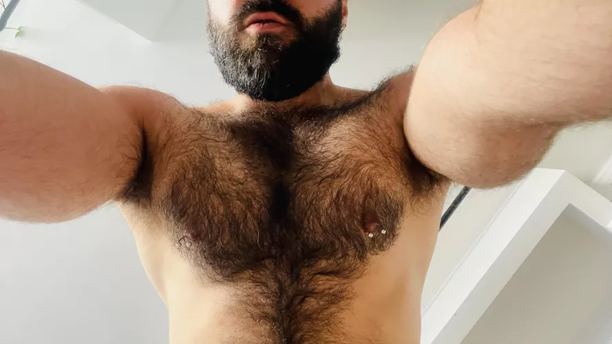 How’s it looking from underneath me? by Pretend_Statement_86