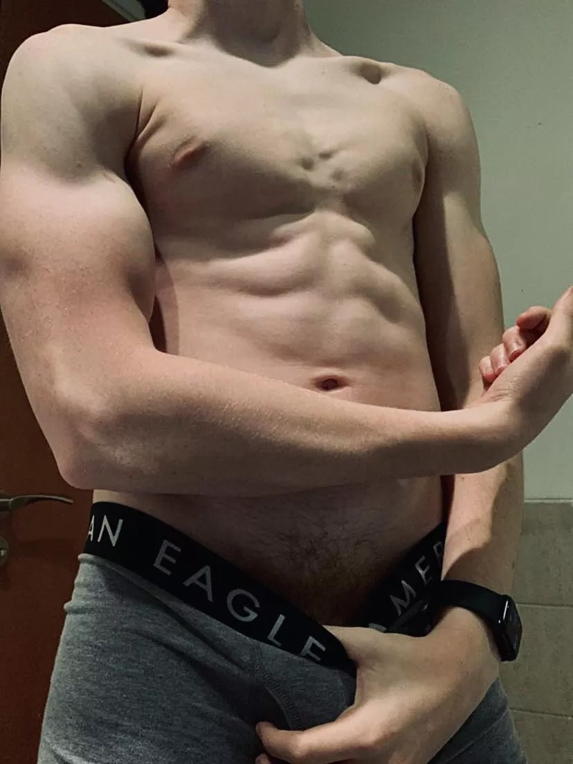 How’s it looking 😅 posted by ResidentTechnology50