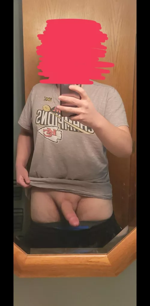 how's mine? 8in x 6.6in DMs open by fgufg